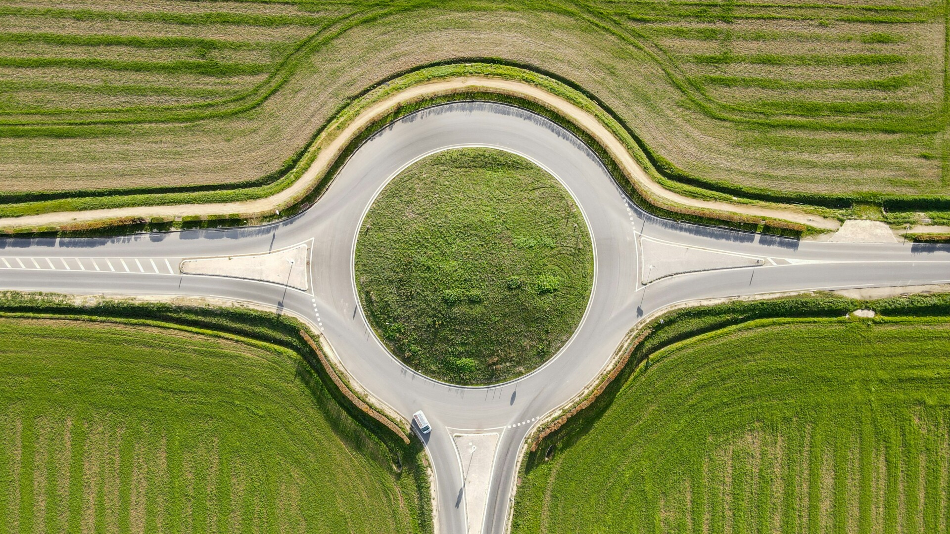 Cedric vt NmxwQqSks2E unsplash